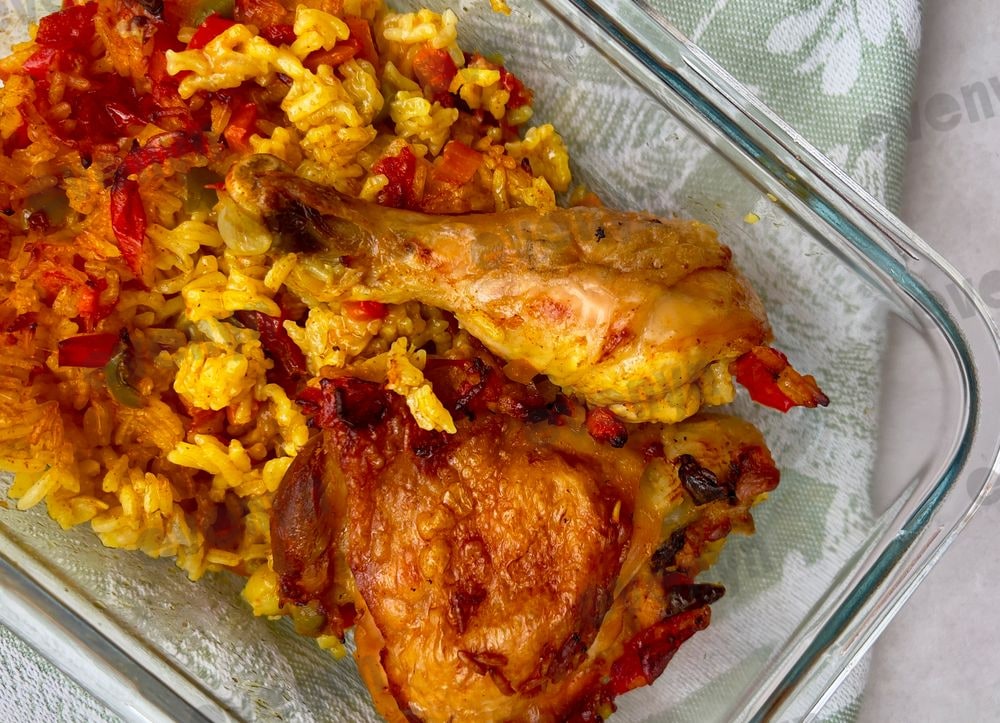Čo variť cez týždeň, kuracia paella z jedného pekáča